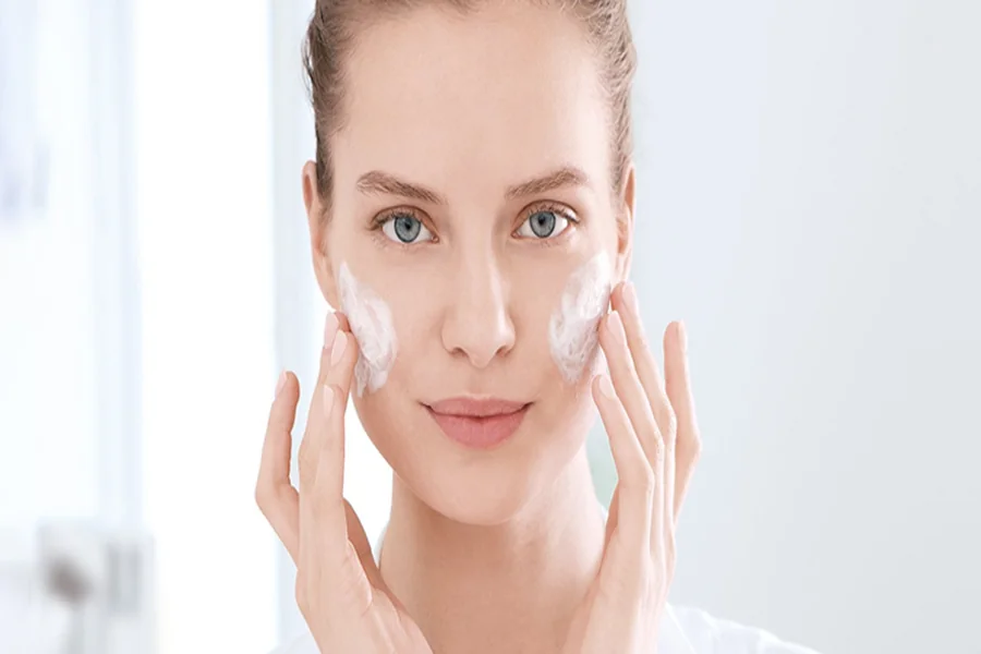 Effective Skincare for Sensitive Skin: Tips and Product Recommendations 4 Skincare