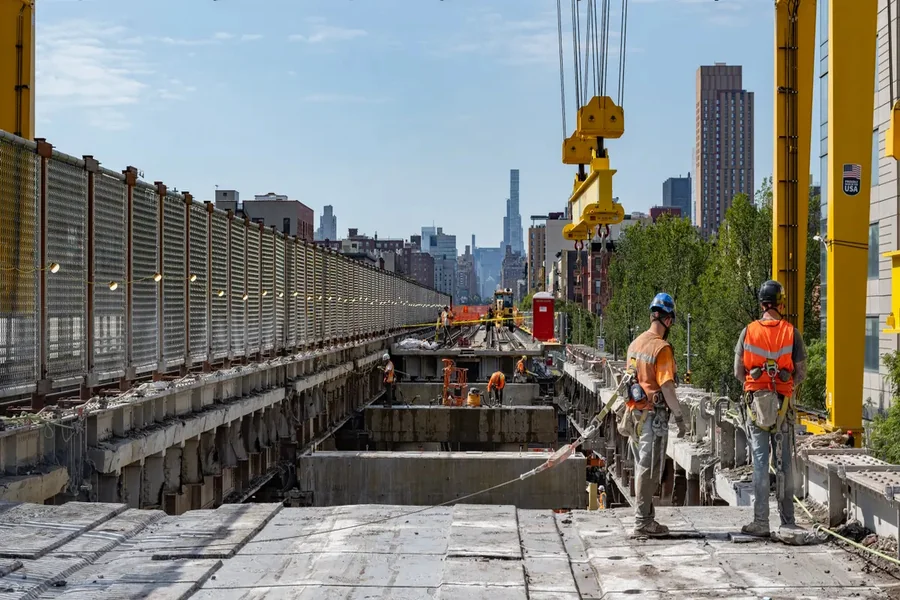 The 757 Bridge Tunnel Construction Boom Injury Risks and Legal Rights for Infrastructure Workers