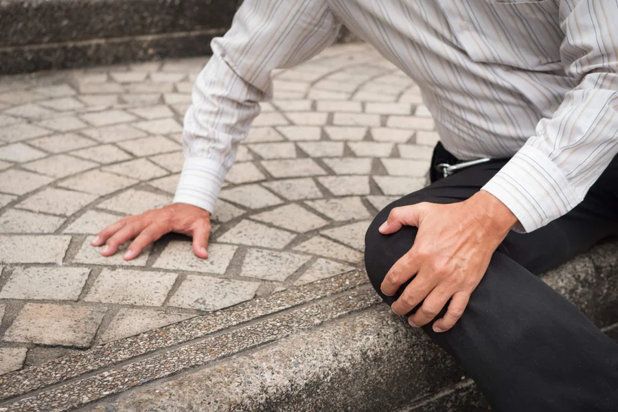 Who Is Responsible For A Trip And Fall Accident? 1 Who Is Responsible For A Trip And Fall Accident