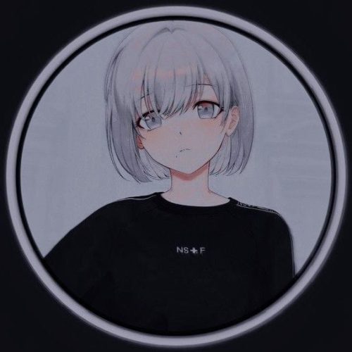 girl in black wear