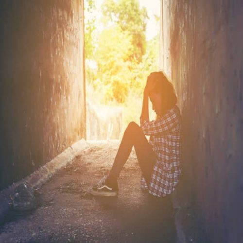 sad dp of girl in the street alone